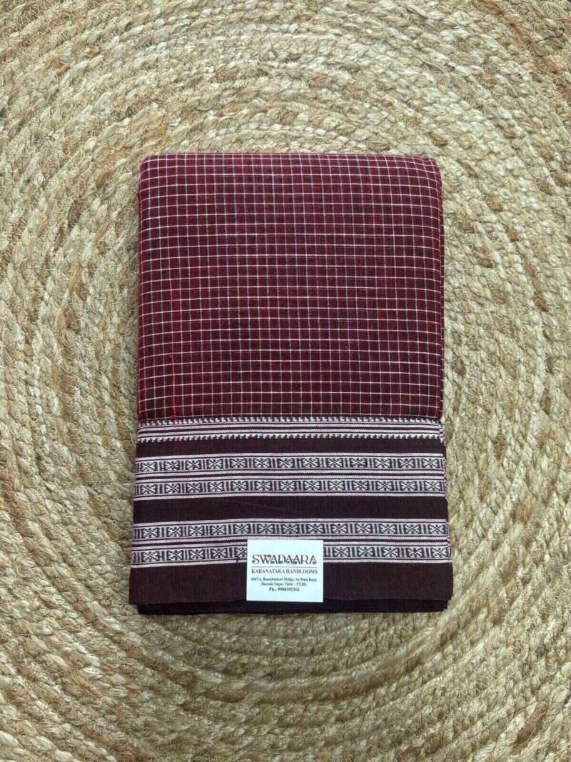 Maroon Checked Patteda Anchu with Dark Maroon Border