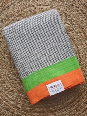 Classic white with Fine Black checks Patteda Anchu Saree With Orange and Parrot Green Bordar (1)