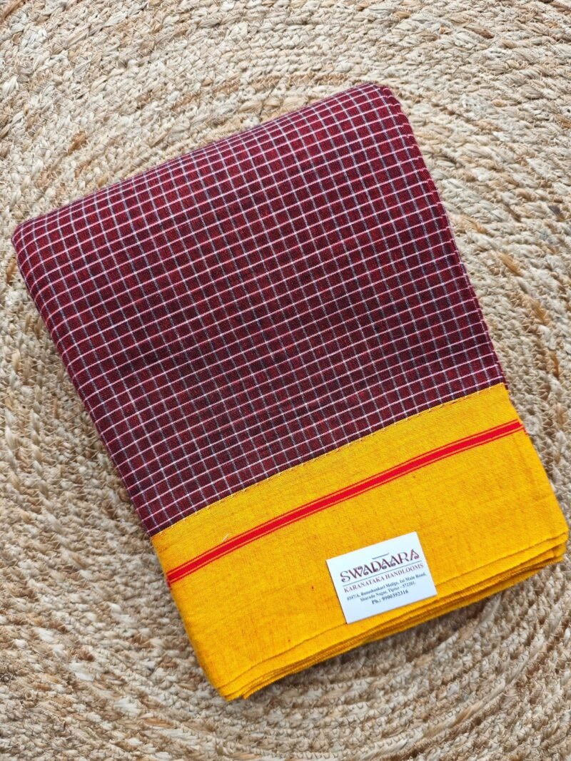 Maroon-Checkered-Patteda-Anchu-Saree-With-Mustard-Yellow-Bordar